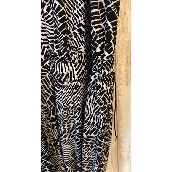 Rafaella Black White Abstract Print Sleeveless Jumpsuit Size Large - Picture 8 of 8